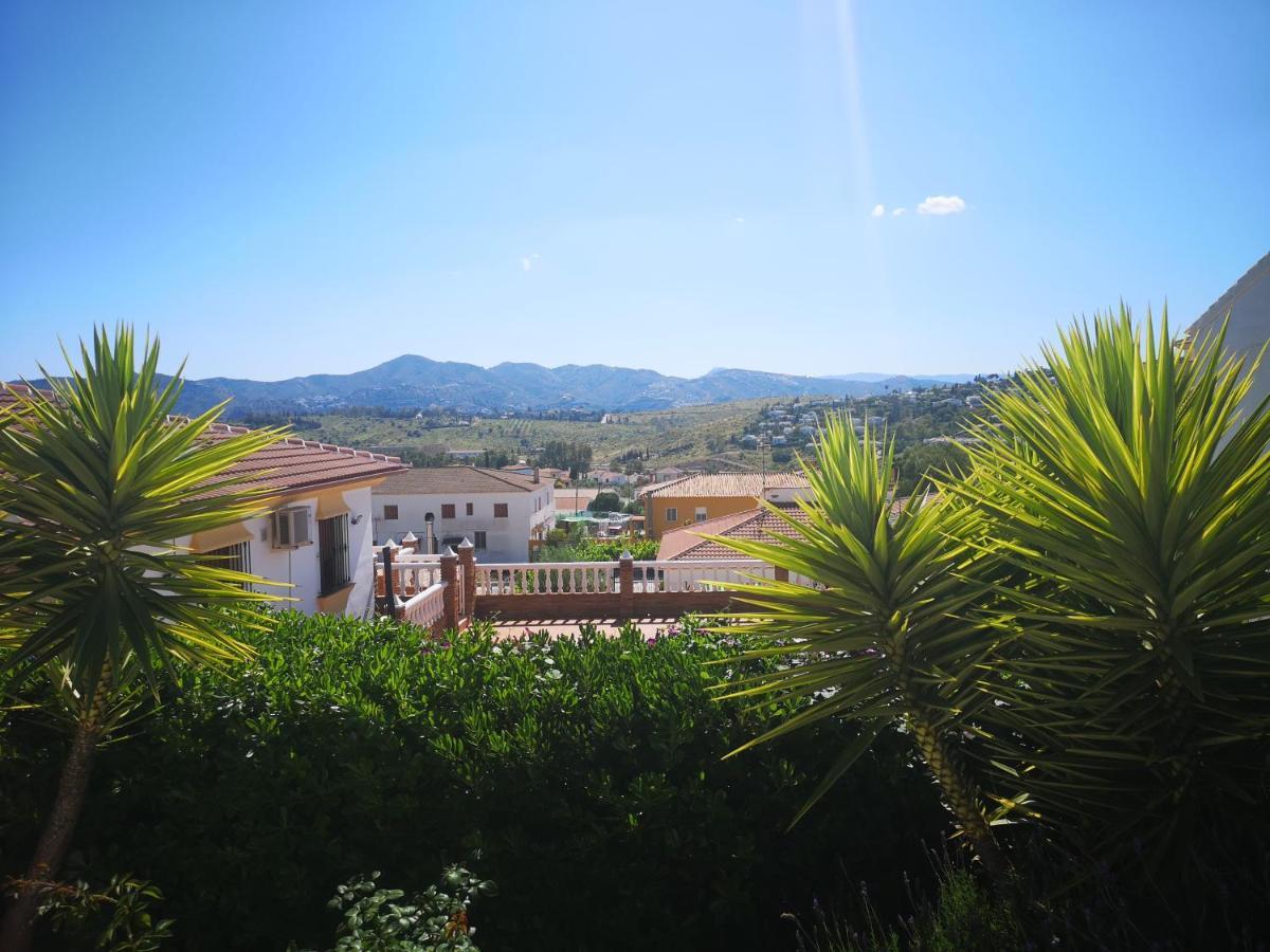 Villa Casa Las Fresas Alcaucin Exterior photo