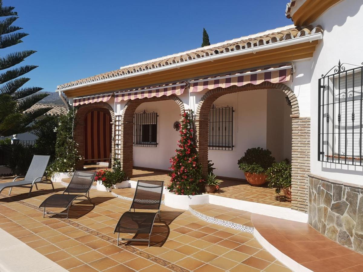 Villa Casa Las Fresas Alcaucin Exterior photo